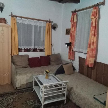 Apartamento Bekecs Vendégház Nagyvisnyó Exterior foto